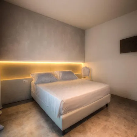 Bell מלון בלריה-איגאה מרינה