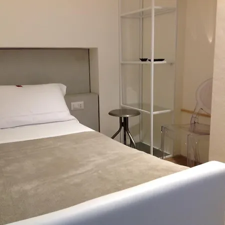 Bell Hotel 3*