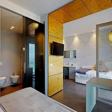 Bell Hotel 3*